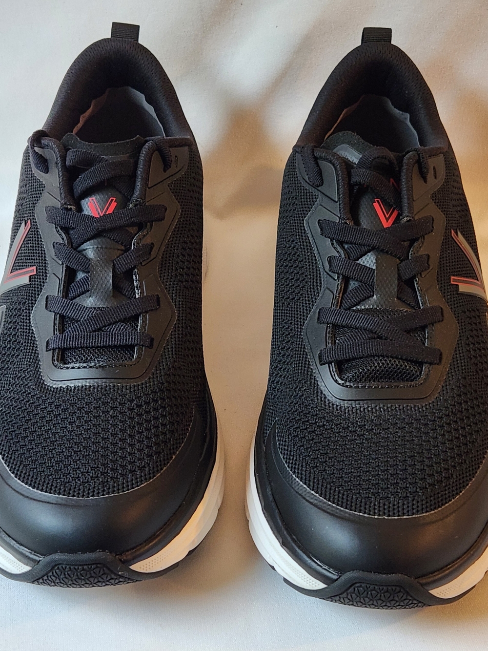 Vionic Men's BlackWalking Sneakers with Red Accents
